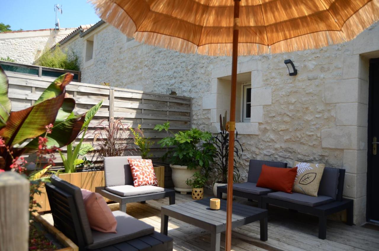 Gite De St Hilaire Soubise Esterno foto